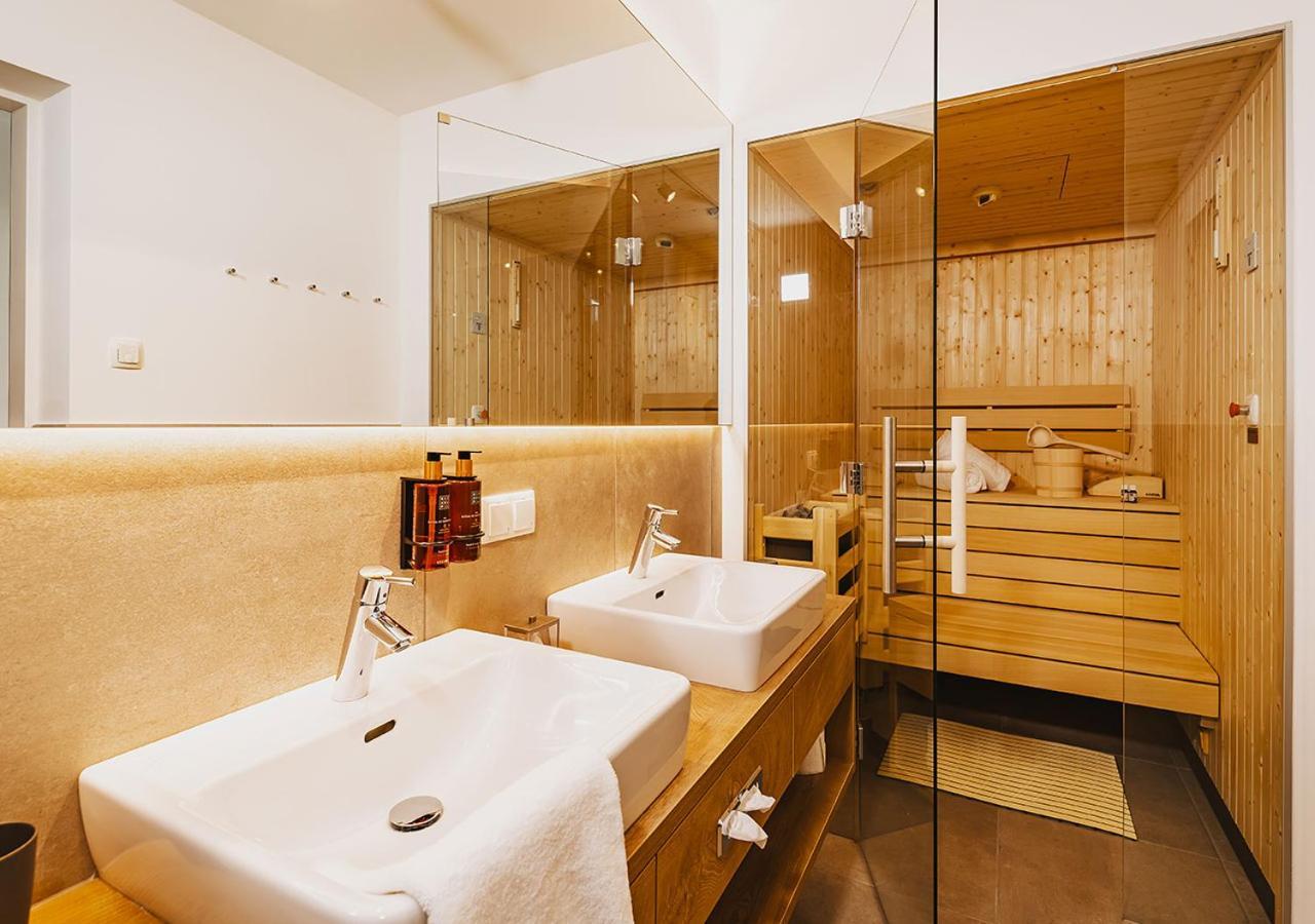 Suite Sauna,1287898630:JPEG