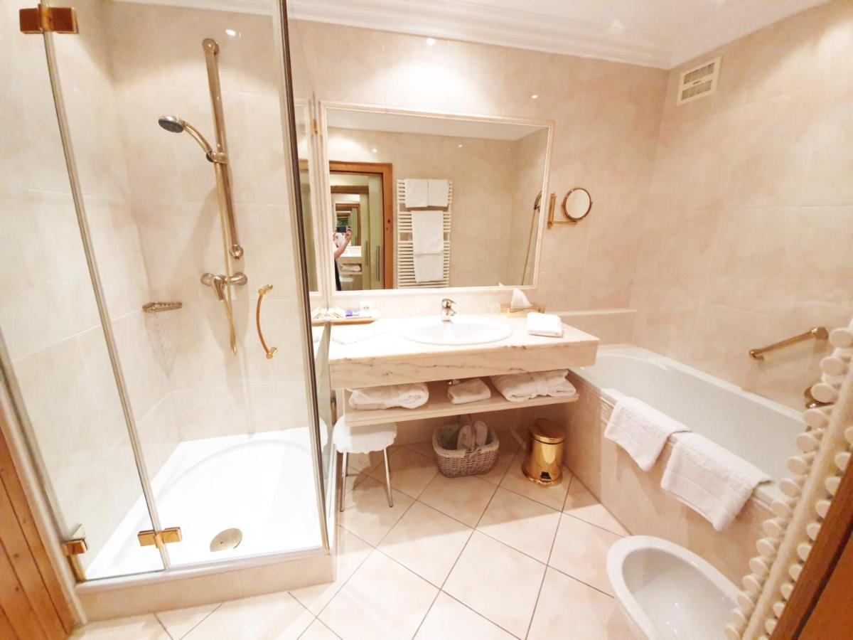 One-Bedroom Suite,998265633:JPEG